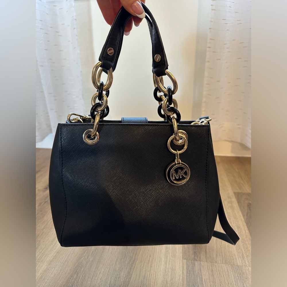 Michael Kors crossbody bag
